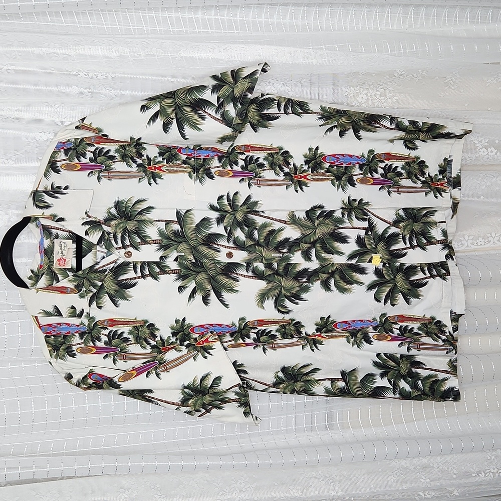 2/$25 or 3/$30- Men's Hilo Hattie's Surf Board Hawaiian Print Cotton Shirt Sz2XL